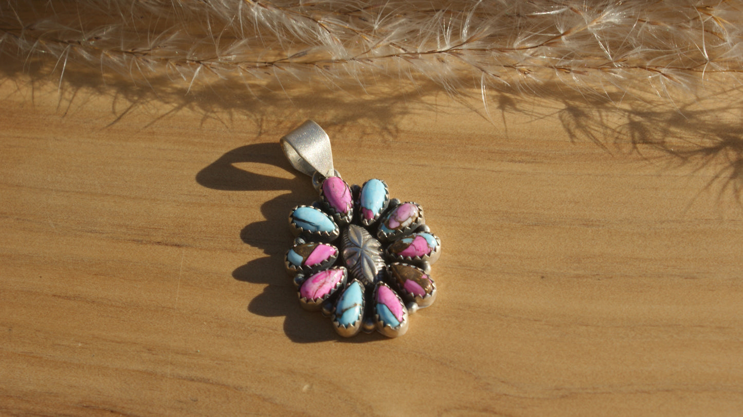 The Briallen Pendant