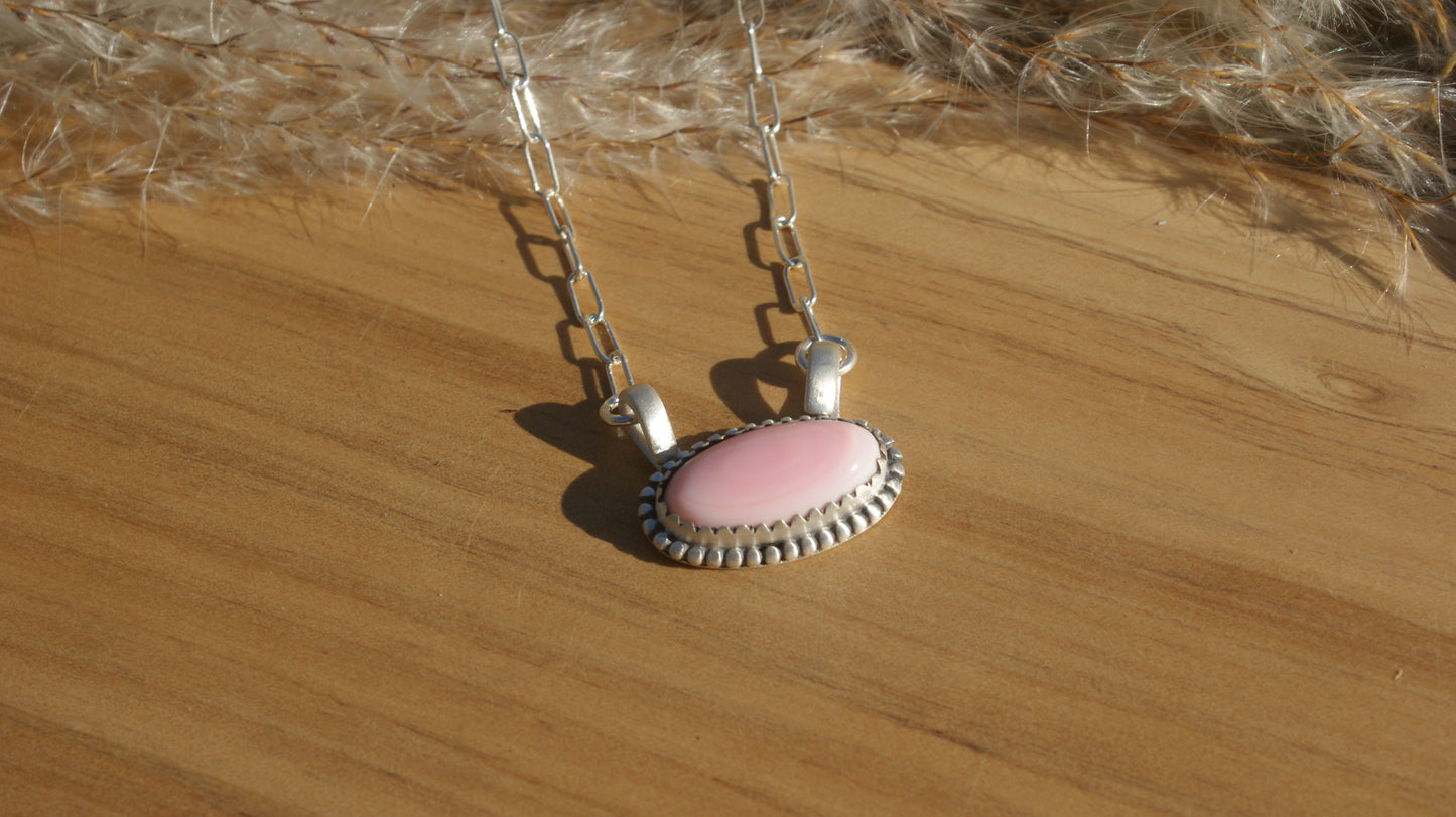 The Elara Necklace