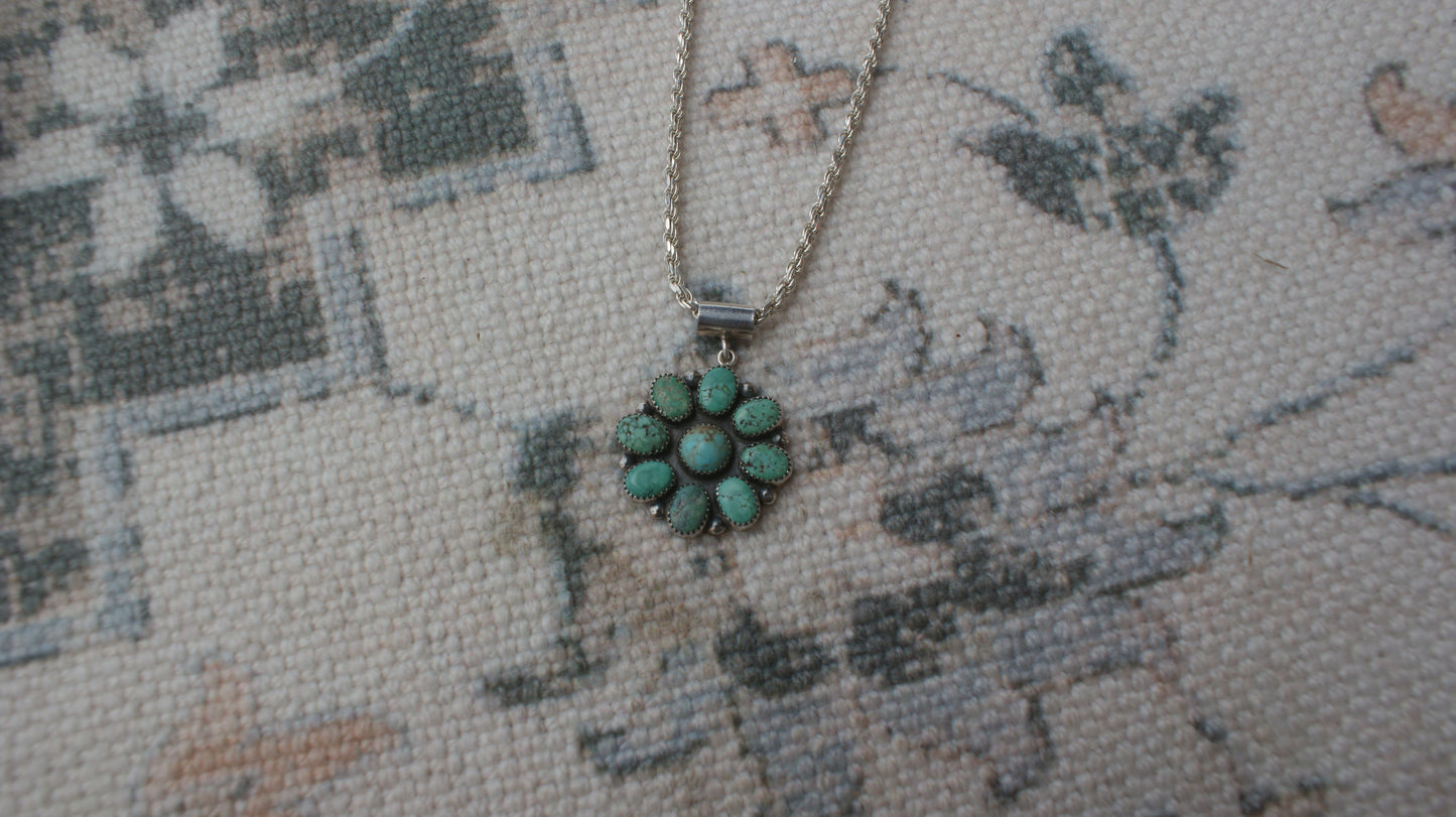 The Taylor pendant