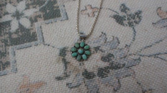 The Taylor pendant