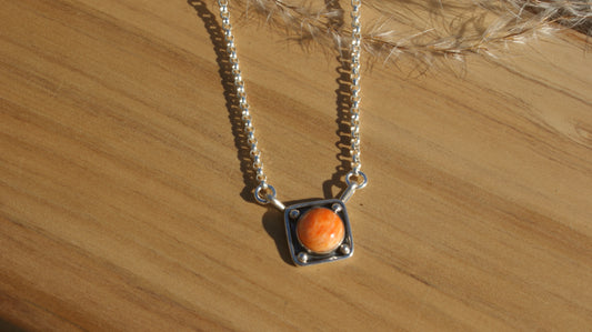 The Luma Necklace