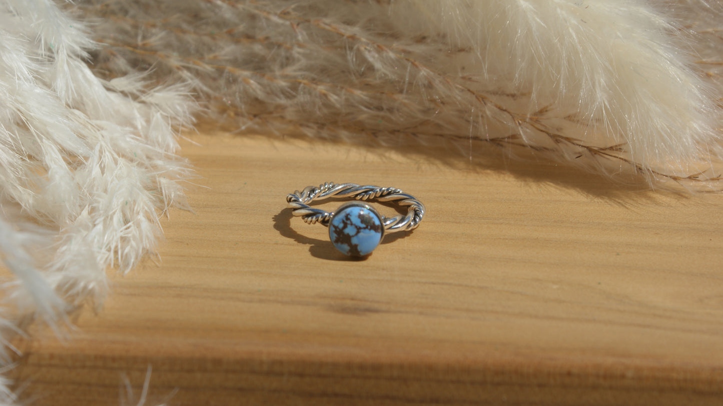 The Sawyer Quill Ring