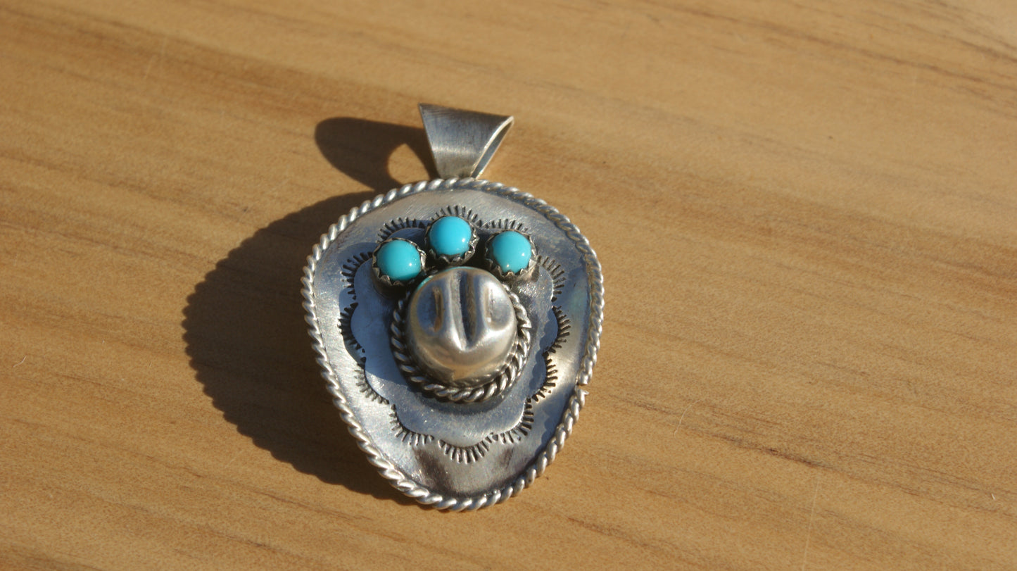 The Vireya Pendant